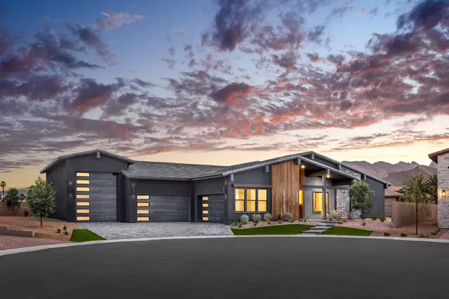 Portland Smoke Weatherledge stone veneer featured on HGTV's Rock the Block Season 7